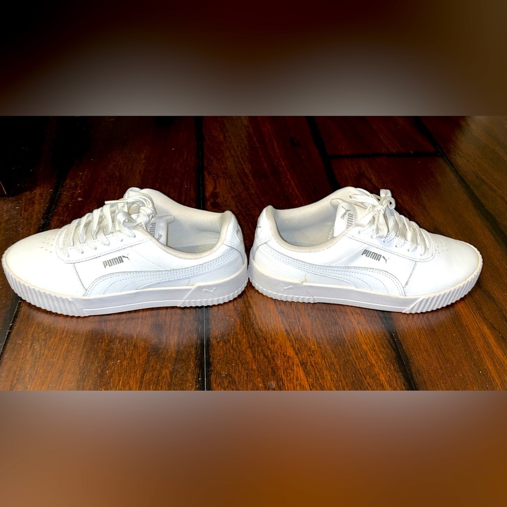 PUMA Carina 2.0 Women's Sneakers, White/Silver - size 7W US - Picture 2 of 6